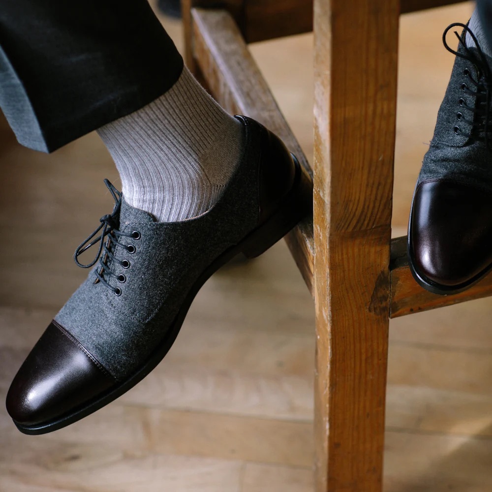 TAFT Gray and Brown Leather Sole Shoes